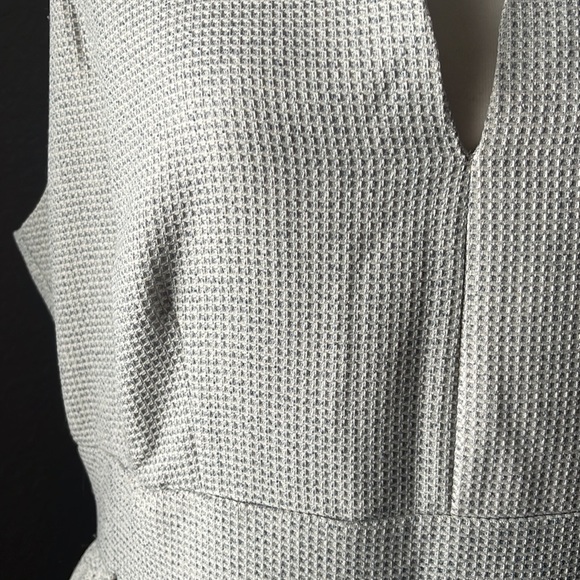 1901 | Fit and Flare Dress - Picture 3 of 5